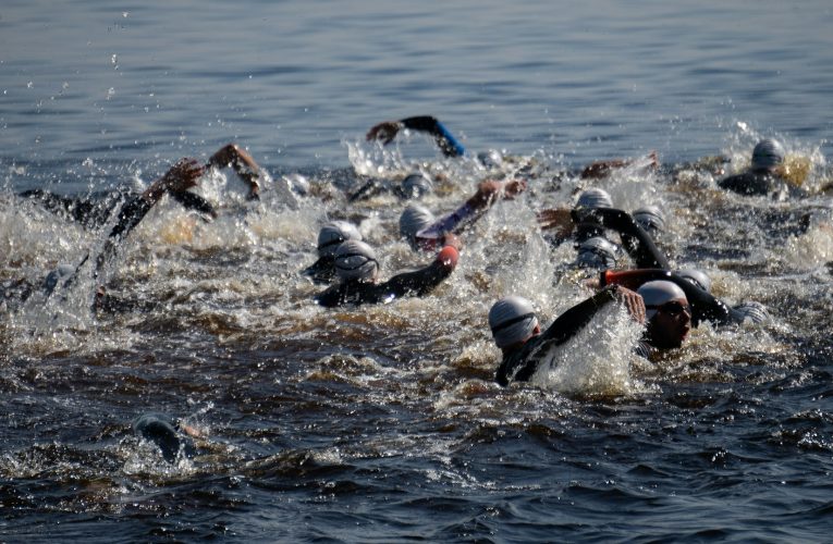 El Triatlón Mundial Vibra: Desde Homenajes a Leyendas hasta Desafíos Extremos y Competencias Clave